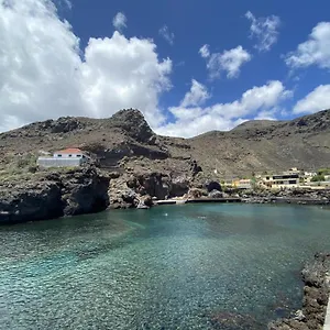 V V El Cantil Valverde (El Hierro)